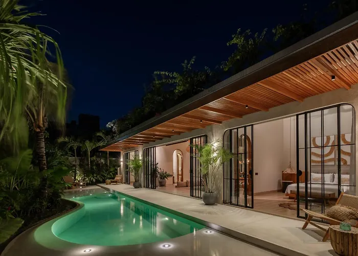 Villa New Sass - Stylish & Modern 3br At Seminyak (Bali)