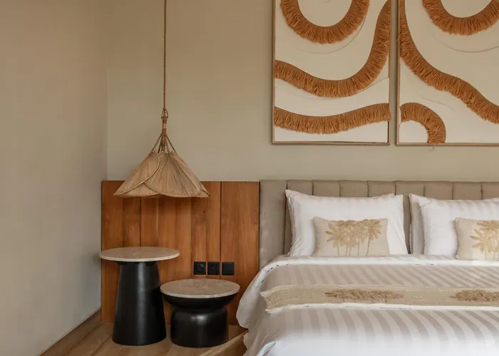 New Sass - Stylish & Modern 3br At